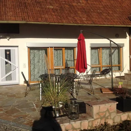 Exclusives 100m2 Schwarzwaldapartment Apartmán Berghaupten